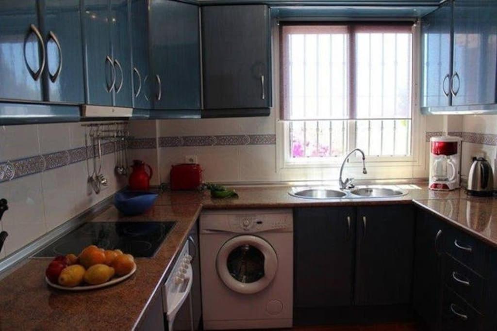 Countryside Private Apartment With Pool & Sea View تورّوكس كوستا المظهر الخارجي الصورة