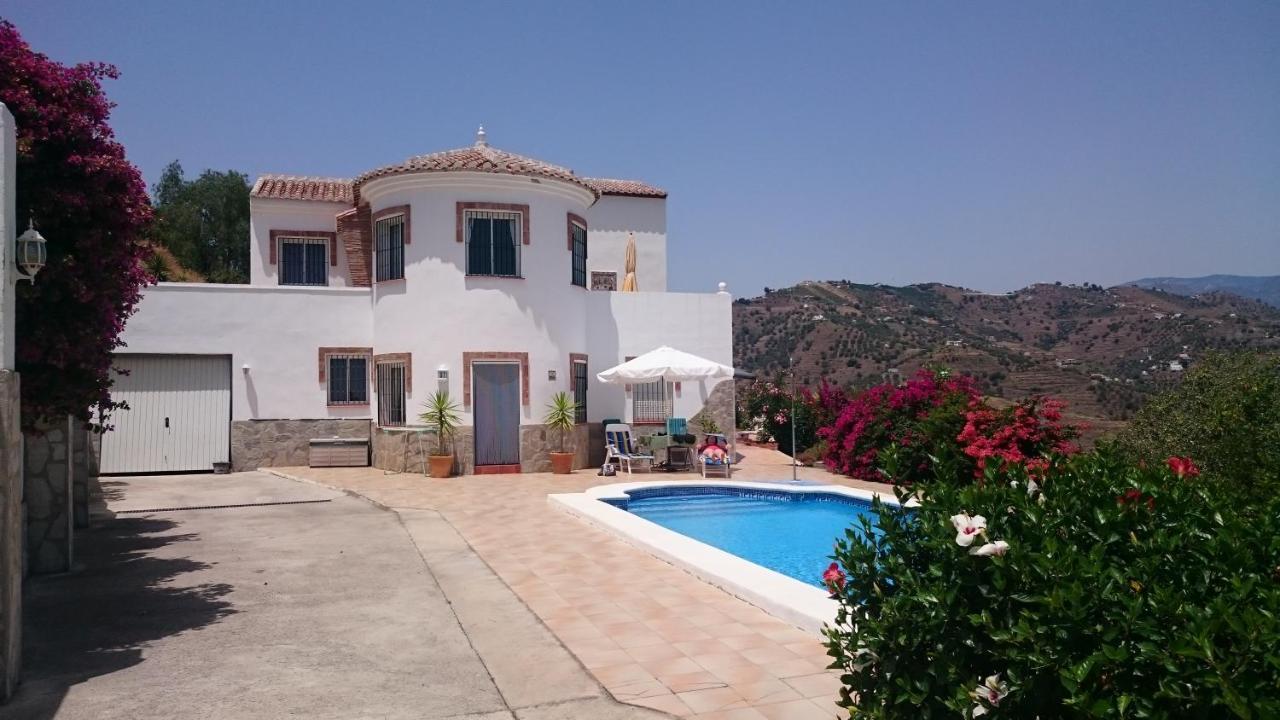 Countryside Private Apartment With Pool & Sea View تورّوكس كوستا المظهر الخارجي الصورة